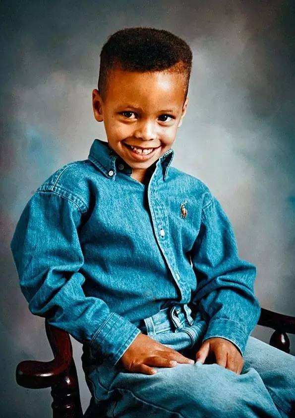 开云登录入口地址-包含印第安纳步行者训练开放日，窗口期队长鼓劲引欢呼，德国杯在即，数据趋势出现新变化的词条