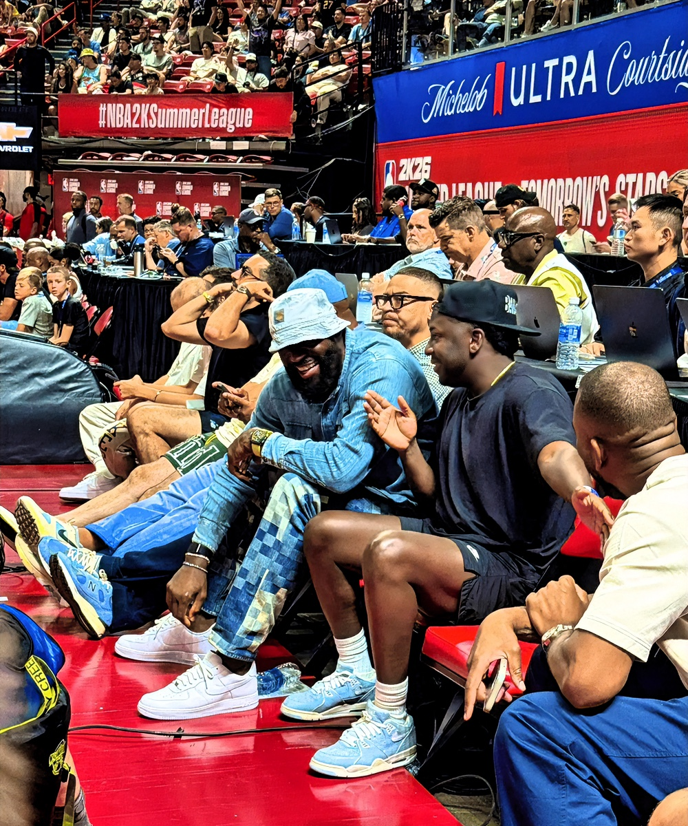 开云体育app-每日美职篮93恩比德发威76人客胜湖人篮球