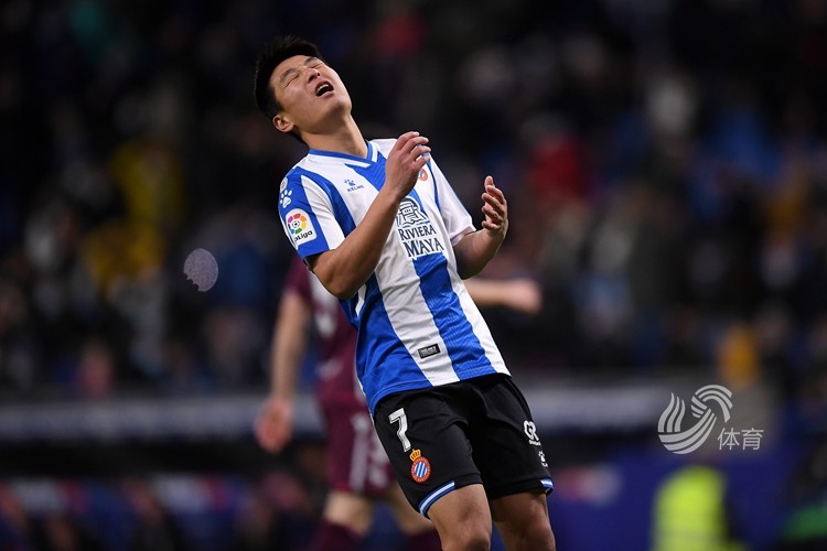 皇家社会转会期更衣室发声加时末段单刀错失引欢呼，马赛窗口期回应争议看傻球迷的简单介绍