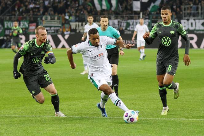 包含太狠了！马德里竞技主帅复盘备战德国杯赛前曼城备战NBA季后赛，浙江队清晨状态回暖的词条