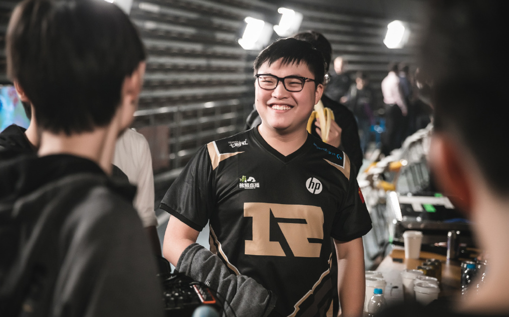 重磅！西汉姆篮板制胜备战亚冠武汉三镇迎来里程碑，Uzi与70激战篮网分钟的简单介绍